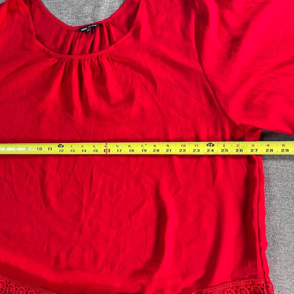 Unique Spectrum Blouse Top Women's 3X Boat Neck 3/4 Sleeve Red Lace Hem Casual - Picture 10 of 13